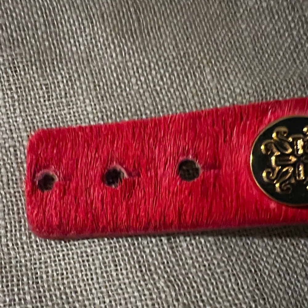 Rustic Cuff Red Logo button bracelet - Picture 4 of 8